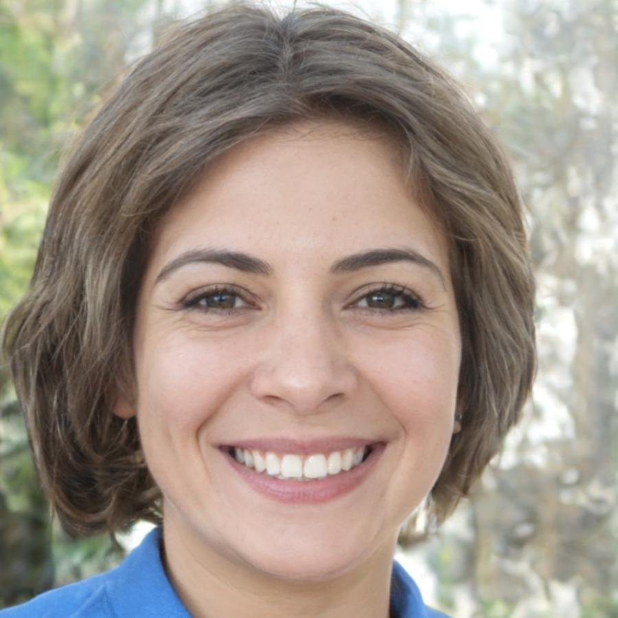 Portrait de Céline Dubourg, experte en planification financière